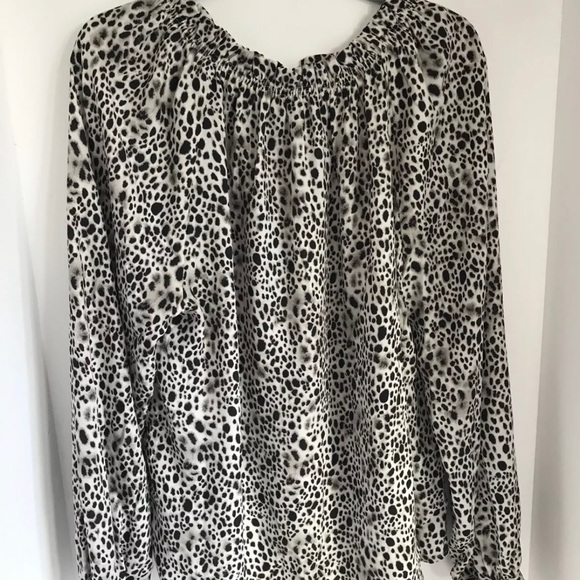 Womans blouse top Leopard animal print size XXL Bishop long sleeve Light weight - Picture 2 of 8